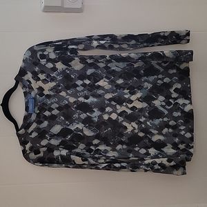 Simply Vera long sleeve shirt size small blue, white, black and gray